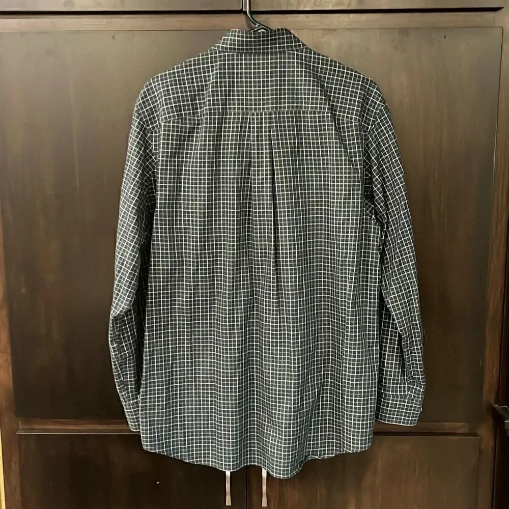 Duluth Trading Company Blue Plaid Button Down Medium‎